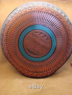Large Navajo Indian Pottery Hand Etched Bear Pot by Watchman! Native American