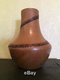 Lorraine Williams Yazzie Native American Navajo Hand-Coiled Pottery Pot NAVAVA