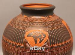 Lrg Vintage Signed A. JOE NAVAJO Native American Indian Incised Pottery Pot Vase