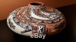 Lucy Leuppe McKelvey vintage Navajo clay pot