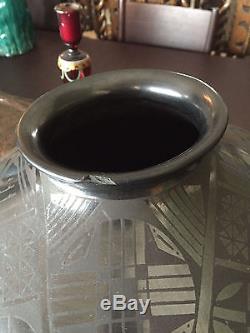 Mastodontic Mata Ortiz Lucie Zete Huge Polished Blackware Pueblo Indian Pot