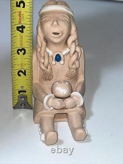 NATIVE AMERICAN INDIAN A. Q. SIGNED STORYTELLER Holding Pottery 5