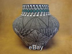 Native American Acoma Fine Line Pot Hand Painted by Jay Vallo! Fine Line