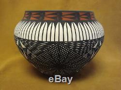 Native American Acoma Indian Pot Hand Painted by Jay Vallo