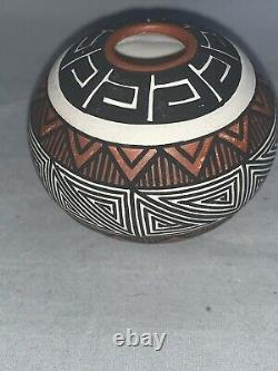 Native American Acoma Indian Pot, Seed Pot, Miniature, Signed Jay Vallo