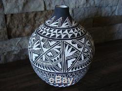 Native American Acoma Pueblo Hand Etched Turtle Pot by L. V