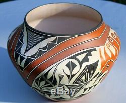 Native American Acoma Pueblo Large Polychrome Parrot Olla Signed