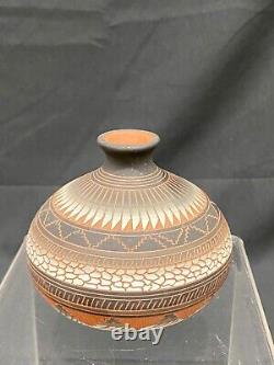 Native American Art Pottery-Navajo-Susie Charlie-Hand Etched and Painted Vase