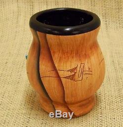 Native American Dwayne Blackhorse Handmade Wood Grain Finish Pottery Eagle Jar