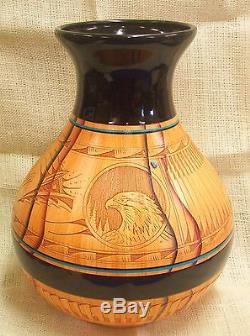 Native American Dwayne Blackhorse Wood Grain Finish Pottery Large Eagle Vase