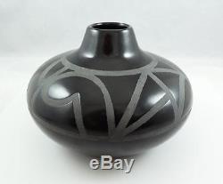 Native American Handmade Black Pottery Vase Signed GG 1989 S