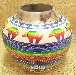 Native American Handmade Horsehair Pottery by Hilda Whitegoat Large Bear Vase