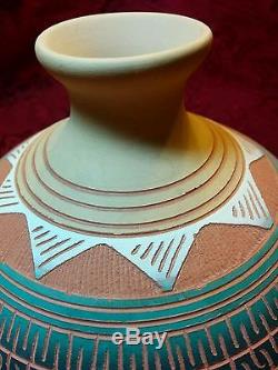 Native American Hilda Whitegoat Navajo Pottery Southwestern Clay Pot Signed 6