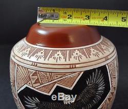 Native American Indian Etched Eagle Pottery Vase Arnold Brown Navajo 7 1/2 W4