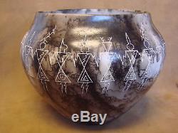 Native American Indian Pottery Horse Hair Pot by Gary Yellow Corn Louis! Acoma