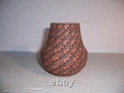 Native American Indian Pueblo Pottery Jar Pot Vessel Signed Garcia