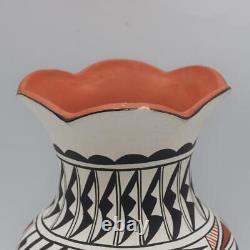 Native American Jemez Pueblo Pottery Vase by T. Tafoya Signed