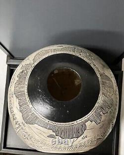 Native American Kokopelli Dream Catcher Black Bottom Etched Pottery 11x10 RARE