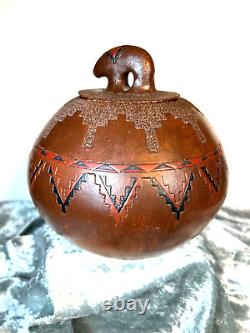 Native American Navajo Hand Thrown Pottery a special piece by Lorraine Williams