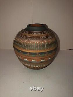 Native American Navajo Pottery Art Vase Pot Signed D. Thompson Rare Hth Vintage