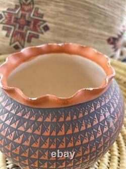 Native American Pottery Acoma Handmade Fine Line Hand Painted Vase F. Vallo