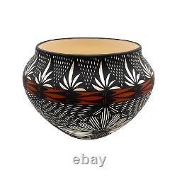 Native American Pottery Acoma Handmade Hand Painted Fine Line Vase Jay Vallo