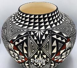 Native American Pottery Acoma Handmade Stunning Work Beautiful Large Vase