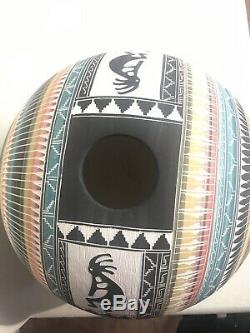 Native American Pottery Bear Kokopelli Big Pot Stunning Etch Work Hand Crafted