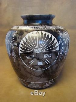 Native American Pottery Hand Etched Vase by Gary Yellow Corn! Acoma Pueblo