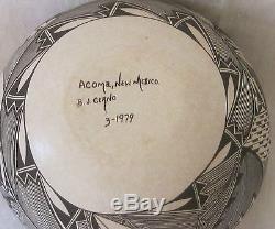 Native American Pottery Seed Pot B. J. CERNO 1979 Acoma, New Mexico Signed