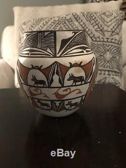 Native American Pueblo Pottery Zuni