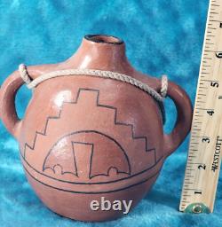 Native American Santa Ana Pueblo Antique Canteen Pottery