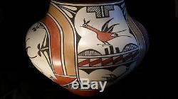 Native American pottery signed Sofia Medina Zia pot