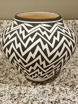 Native American pottery vase black and white Kathy Victorino