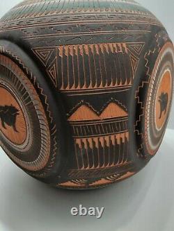 Navajo Indian Native American Etched Art Pottery Vase Pot Signed Wille