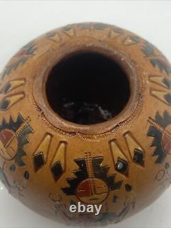 Navajo Indian Native American Medicine Bowl Seed Pot Pottery Clay IW Signed