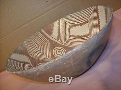 PRE-HISTORIC ANASAZI AMERICAN INDIAN MIMBRES ART POTTERY BOWL withGEOMETRIC LINES