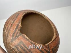 Pre-historic Native American Anasazi Hand Coiled & Decorated Pot
