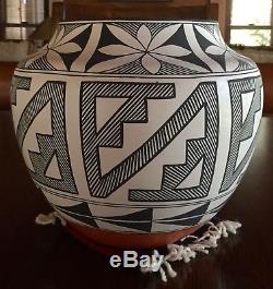 RACHEL ARAGON LARGE Native American Indian Acoma Pueblo Pottery