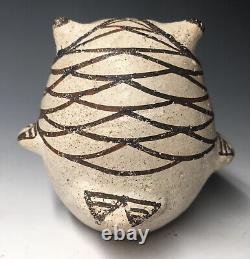 RARE Acoma Maria Z. Chino Native American Pottery Owl Figurine