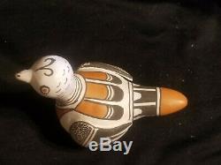 Rare Old Native American Acoma Pottery Effigy Bird Signed Ethel S (shields)