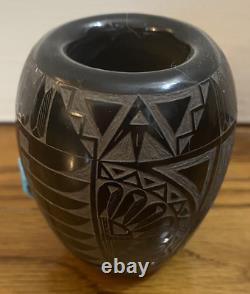 Red STARR Sioux Native American Vase Black on Black With Turquoise 88IM-24 3