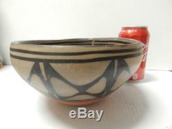 Robert Tenoria Santo Domingo Pueblo Indian Pottery Chili Bowl Pot Thunderbird