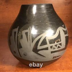 Santa Clara Native American 6 Pottery Vase by Birdell Vine Flower New Mexico