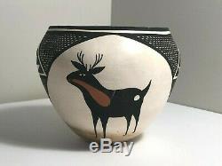 Signed Acoma Pueblo Pottery Native American Indian Deer Pot Bowl Vase W Garcia