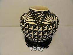 Signed Acoma Pueblo Pottery Native American Indian Pot Bowl Vase Keene ZE5-2