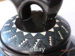 Signed Marvin Blackmore Pottery Kiva Jar with lid Native American