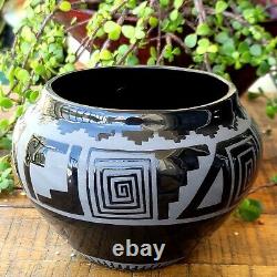 Signed Native American Black Pottery Etched Bowl Pot Vessel 6x8x5