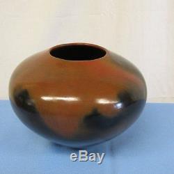 Signed Native American Indian Navajo Pottery Vase Alice Cling Lot A
