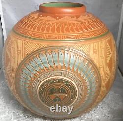 Signed Navajo David Willie Native American Etched Carved Pottery Vase 9 X 9